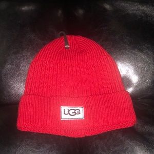 UGG BEANIE with fur